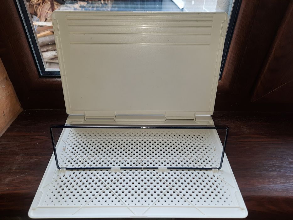 Підставка під ноутбук