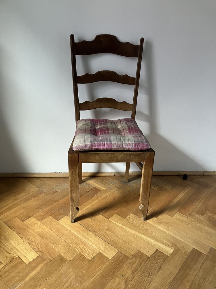 Dawne krzeslo drewniane Vintage 1 szt