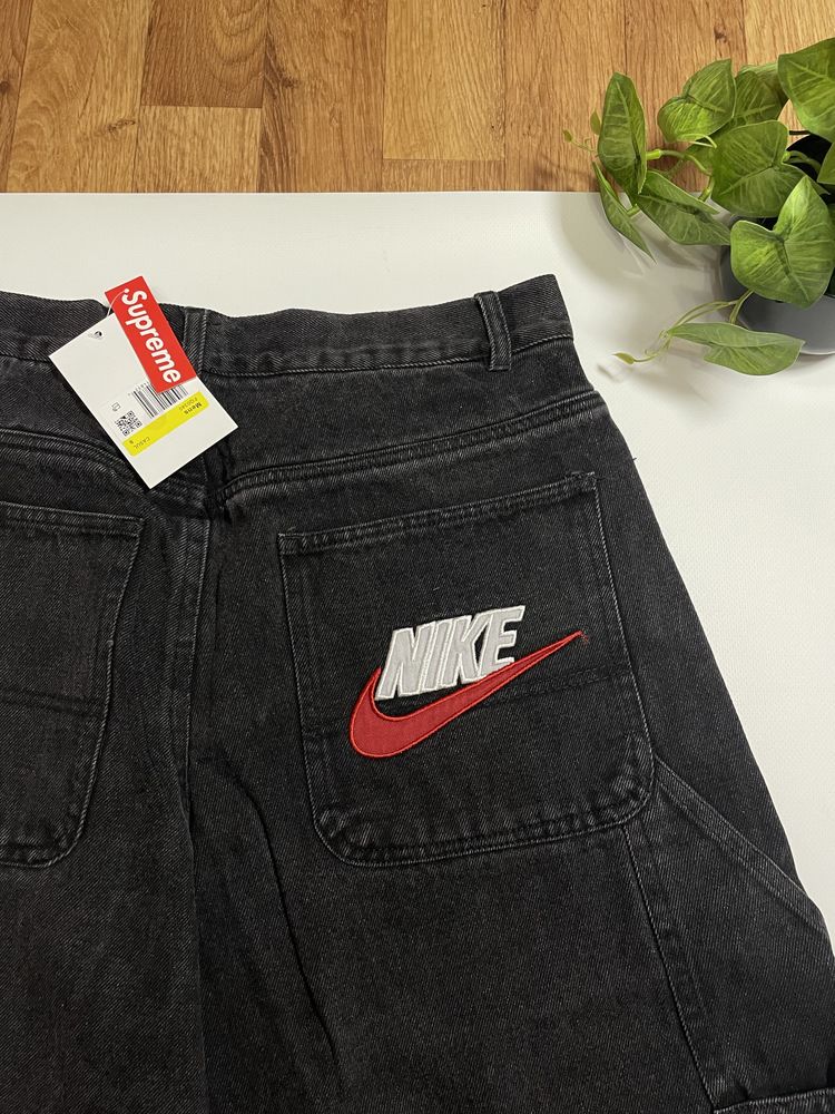 Шорти Nike x Supreme, шорти найк супрім, шорти nike, шорти supreme