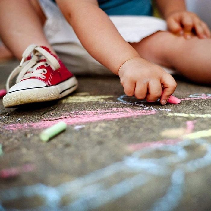 Kreda Szkolna do Tablicy Chodnikowa Kolorowa dla Dzieci Gruba + Gąbka