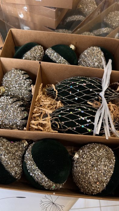 Новорічні іграшки ручної роботи