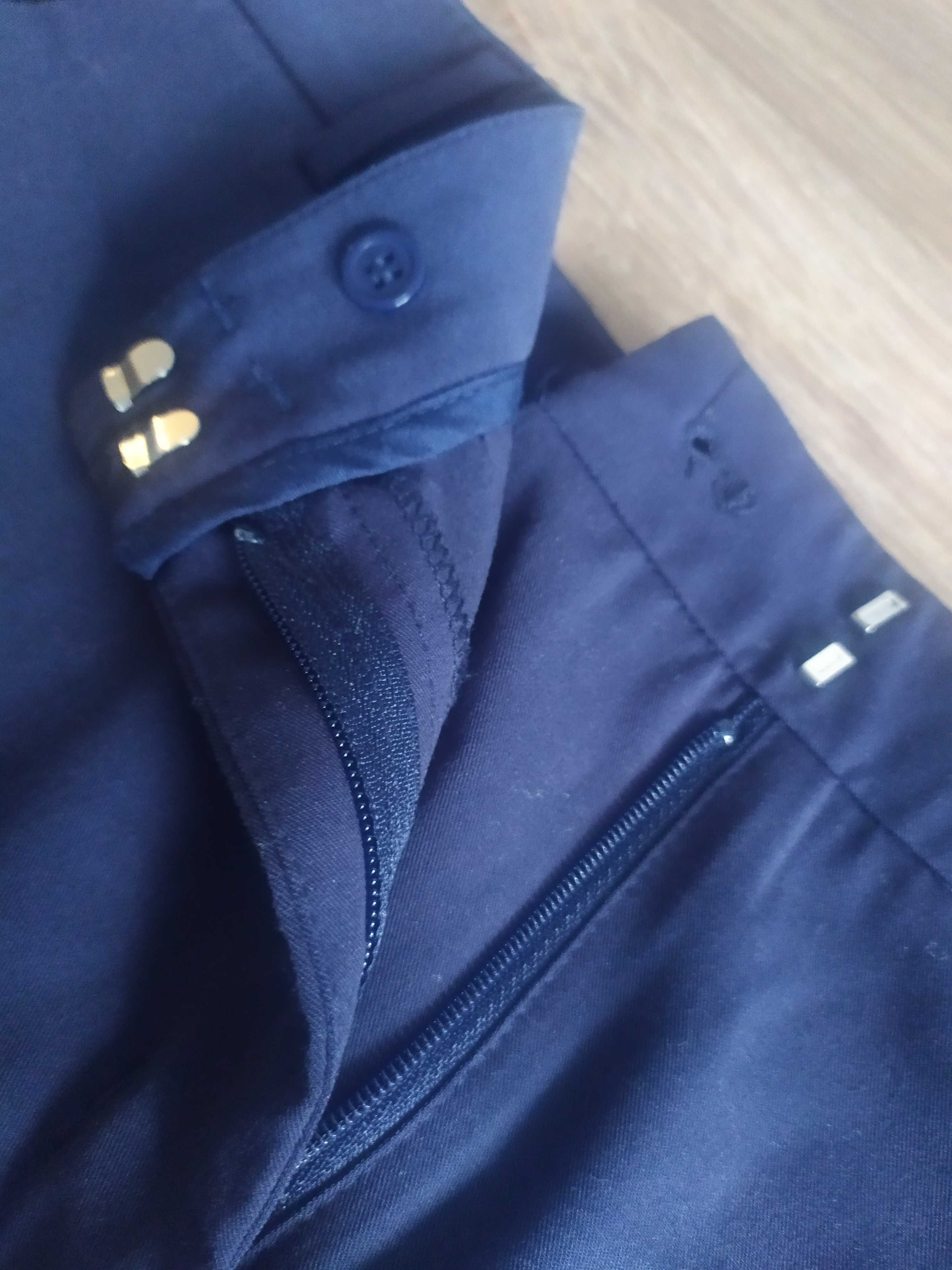 Granatowe spodenki TARANKO 38 M krótkie ciemne spodnie jak nowe