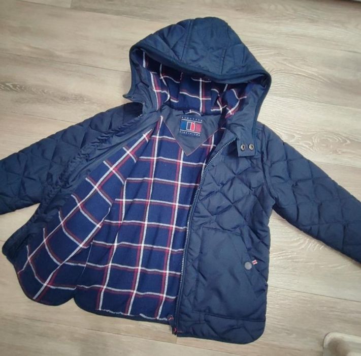 Стьобана курточка next для хлопчика 5-6років
