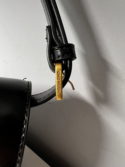 OKAZJA ! Stan idelany! Elegancka czarna torebka-listonoszka Gino Rossi