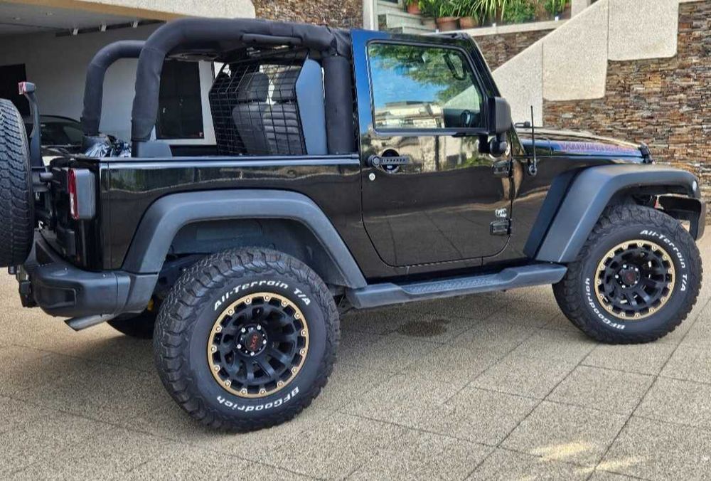 Jeep wrangler impecável
