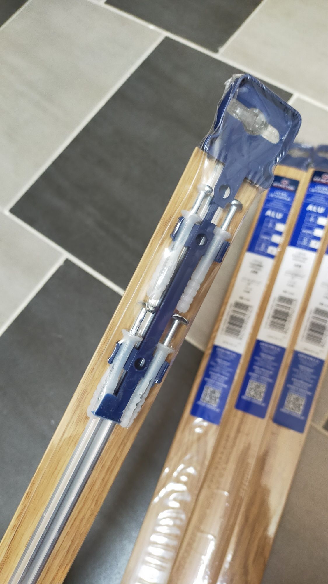 Listwa łączeniowa Effector ALU A68 dąb 90 cm