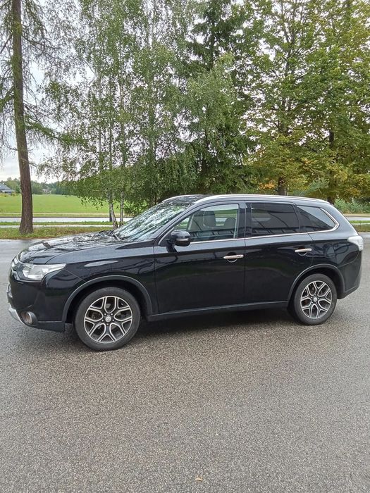 Mitsubishi Outlander Mitsubishi Outlander 2.2 did 150 k. 4×4 7 osobowe