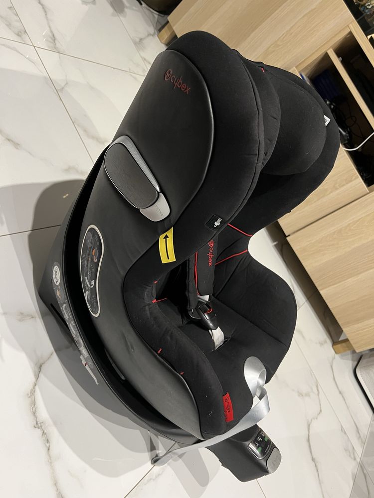 Fotelik samochodowy Cybex Sirona Z i-Size for Scuderia Ferrari + baza
