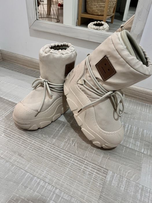 Зимові чоботи уггі як Moonboot