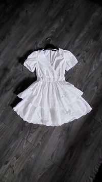 Sukienka elegancka biała Mohito falbany ażurowa Rozmiar 32