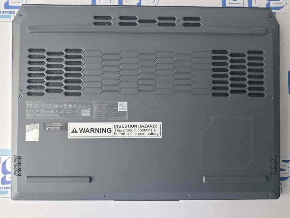 Lenovo LOQ 144Hz R5-7235HS/ram24/ssd512 RTX3050 6GB