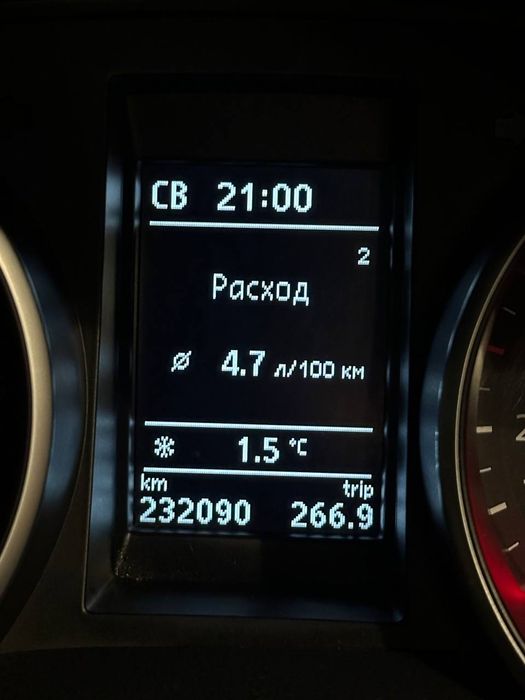 Економне авто golf 6 1.6 TDI 2011р.