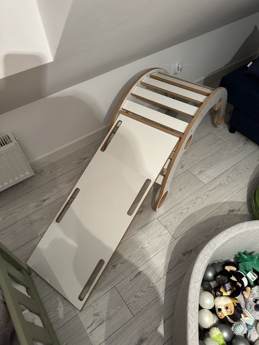 Bujak drewniany ze zjezdzalnią/wspinaczką