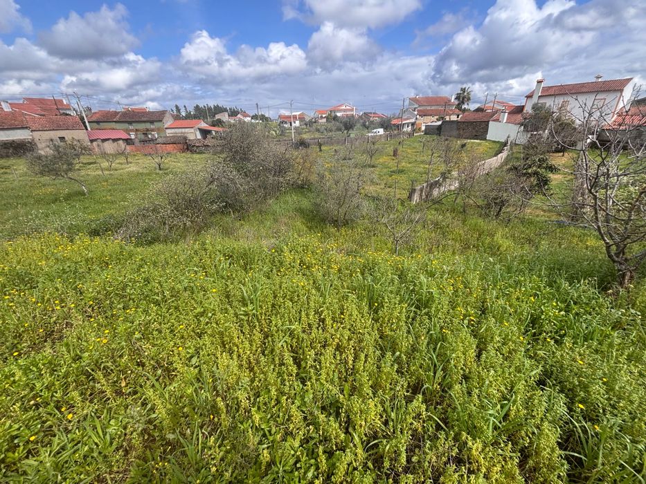 Casa para recuperar com furo
