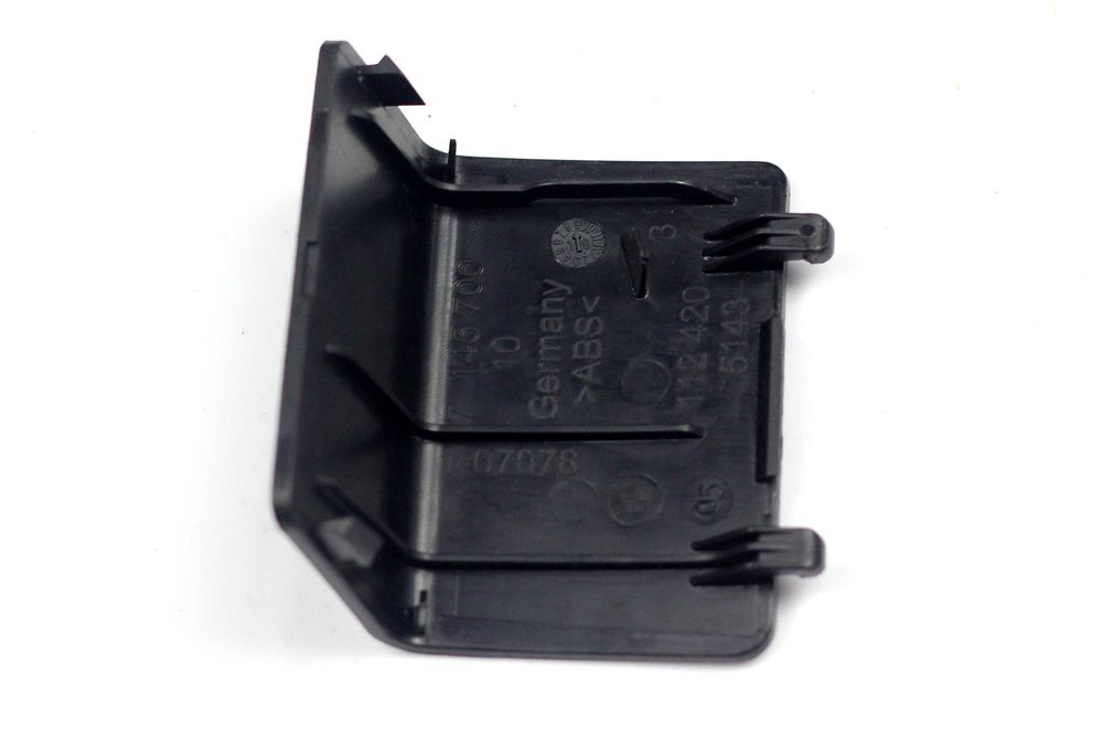 Osłona zaślepka gniazda OBD czarna BMW E90 Europa EU