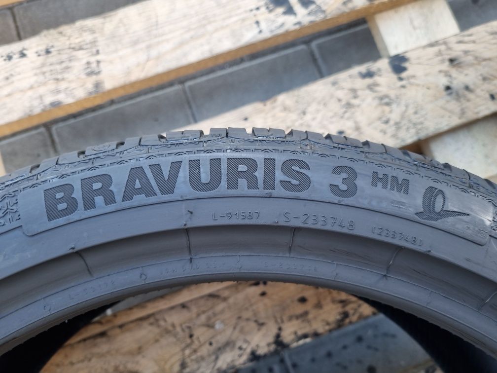 215/40/17 97Y Barum Bravuris 3 2019.r