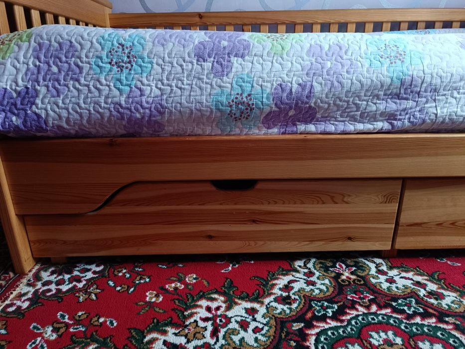 Ліжко одноноспальне/ кровать односпальная