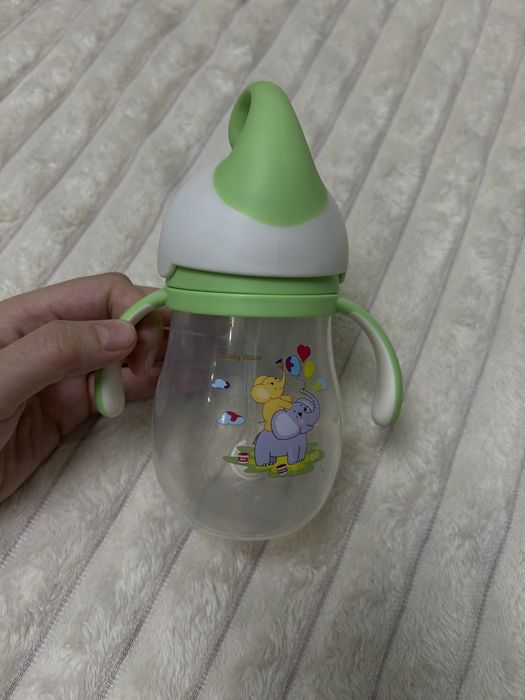 Поїльник дитячий з трубочкою, поїльник непроливайка