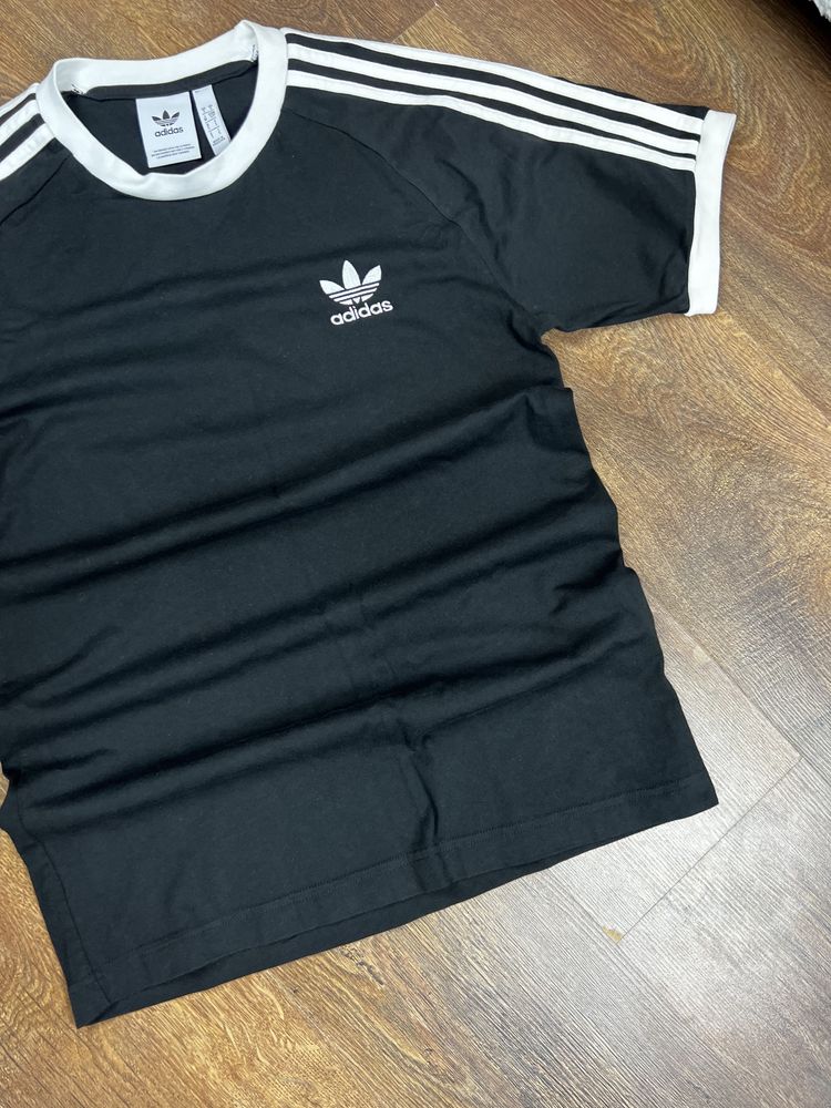 Футболка Adidas Originals