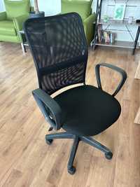 Офісне крісло менеджера