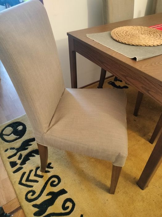 Mesa IKEA com 6 cadeiras como novo