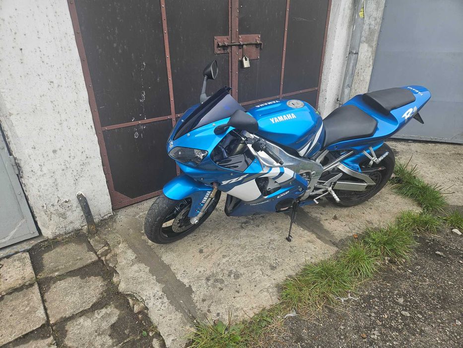 Yamaha R1 zapraszam czytaj opis