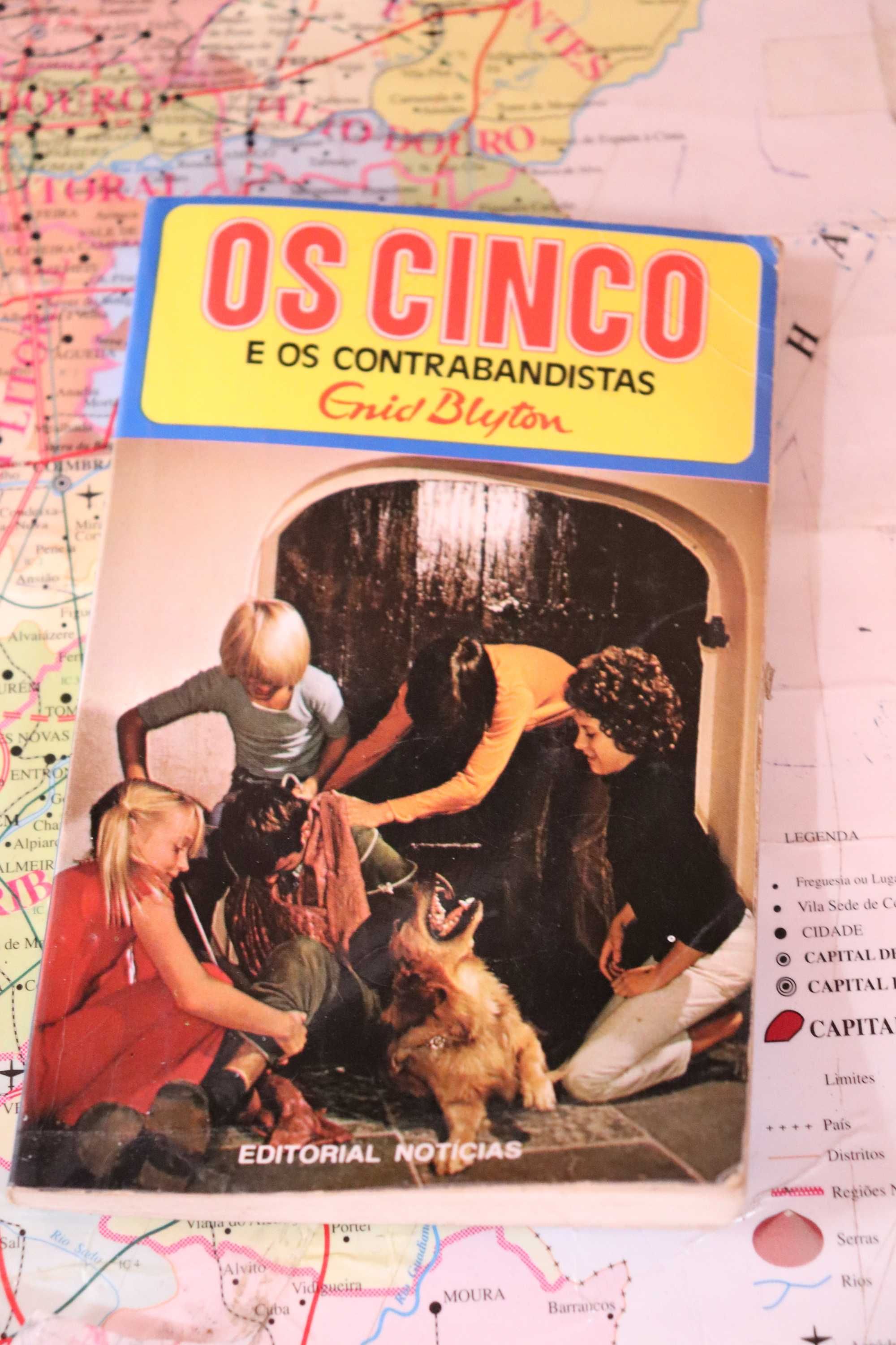 Vários livros "Os Cinco"