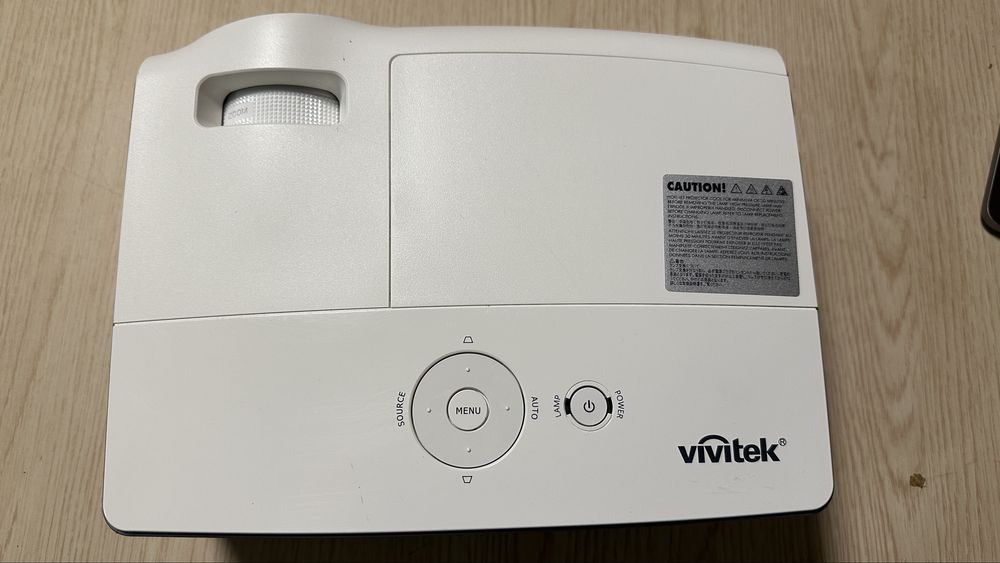 Проектор мультимедийный Vivitek DH558 (Full HD/15 000:1/3000 Lm)