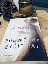 Podwójne życie Pat, Jo Walton