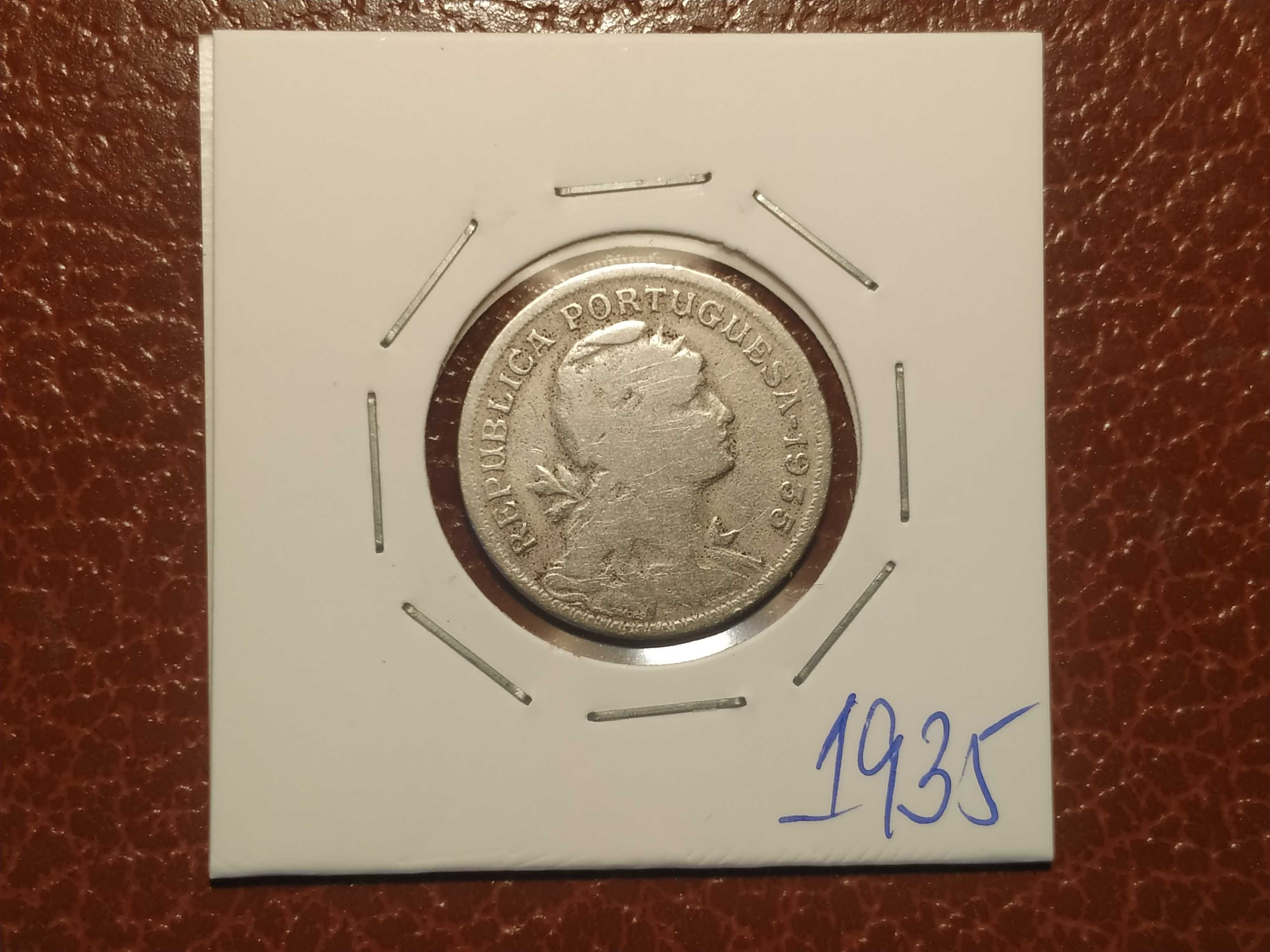 213 Portugal - moeda de 50 centavos de 1935 (alpaca)