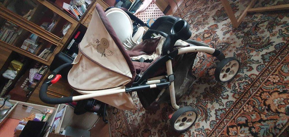 Коляска, дитячий візок