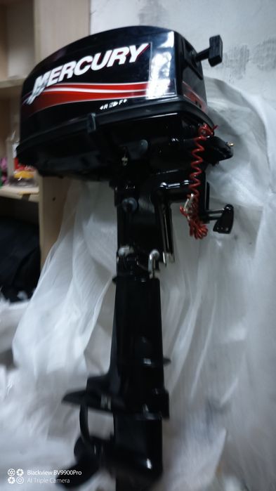 Мотор лодочний mercury 5