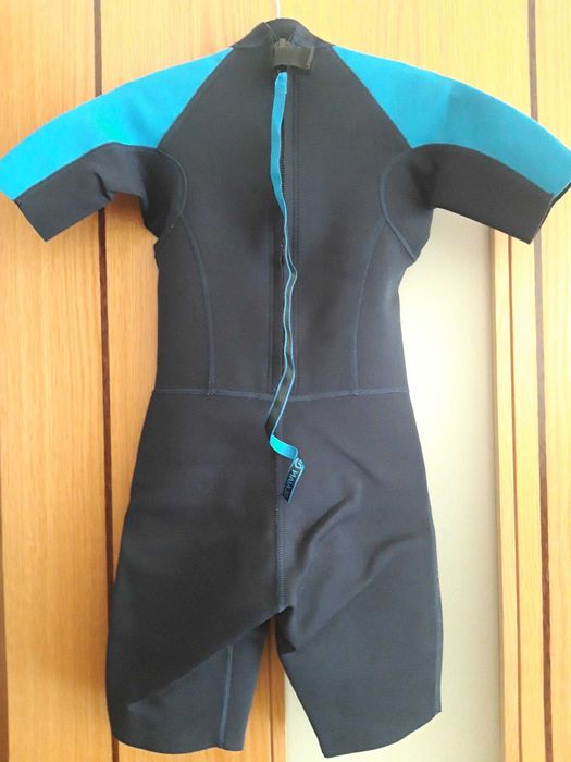 Fato de surf/mergulho para menino(a) de 5/6 anos com meias