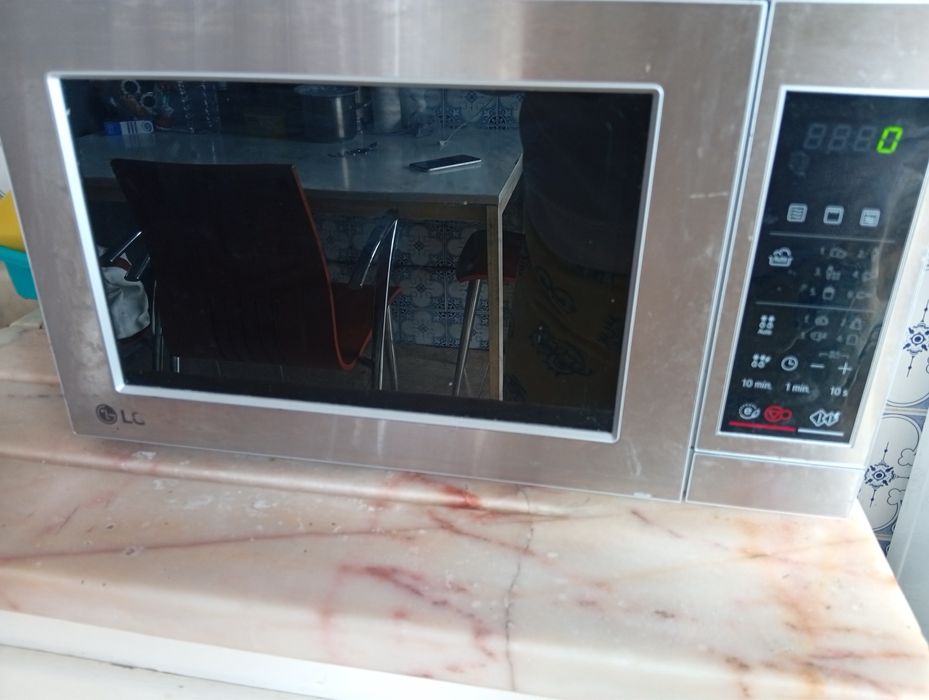 Vendo microondas LG