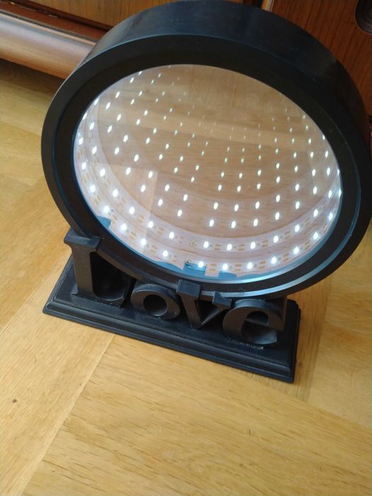 Lusterko podświetlenie z napisem