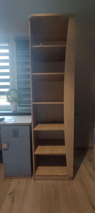 Sprzedam biurko pokojowe
