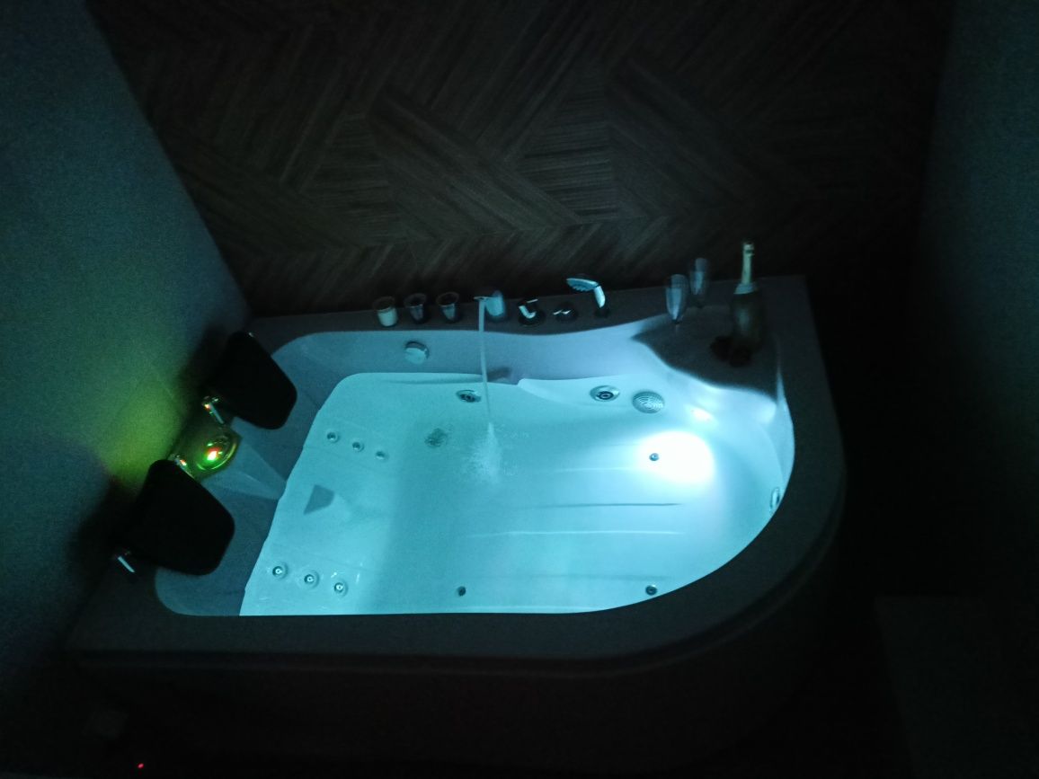 Apartament z sauna i jacuzzi