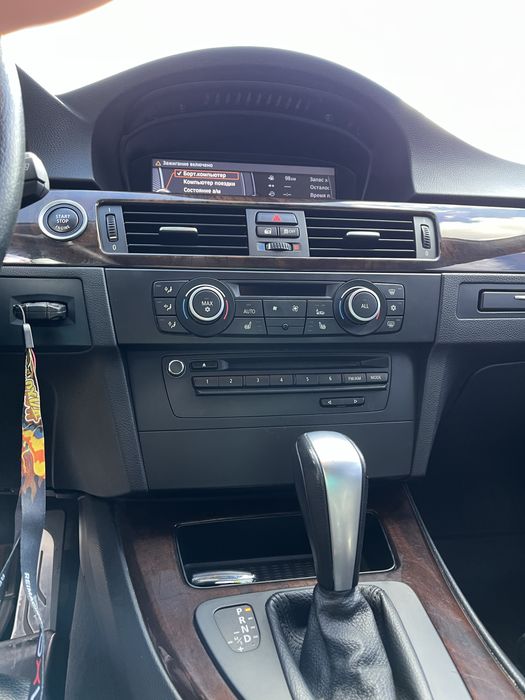 Продам BMW е90 2011 року !!!Терміново!!!