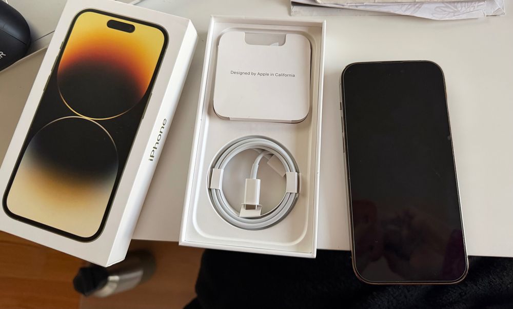 iPhone 14 Pro gold