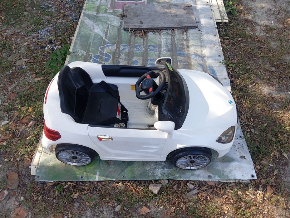 Продам дитячу електро-машину