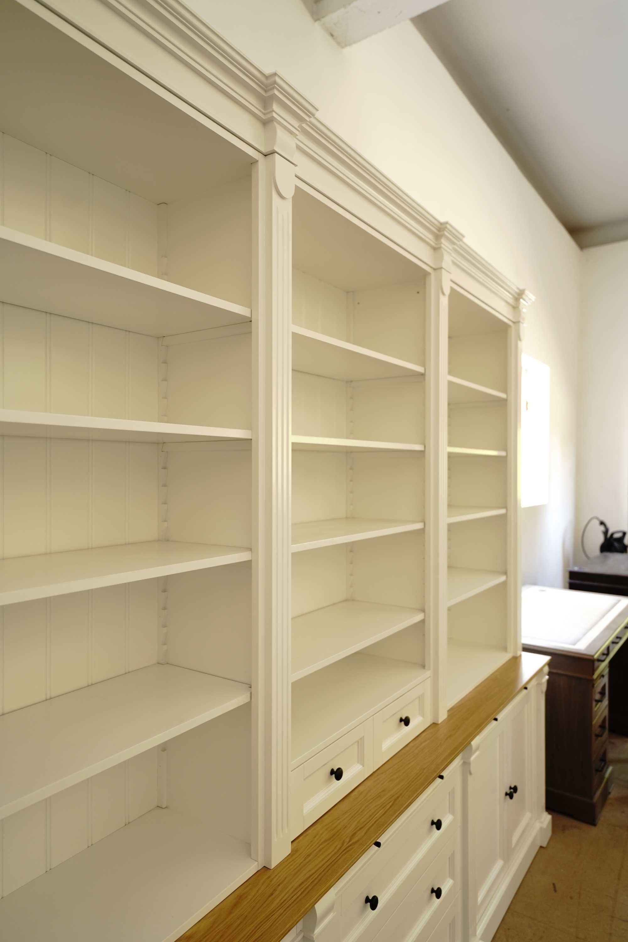 Biblioteka Amsterdam wprost od Producent przecena 24000na 19000