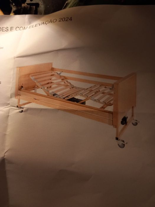 Vendo cama articulada, nova
