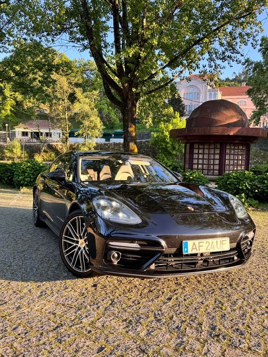Porsche Panamera Sport Turismo Turbo S E-Hybrid