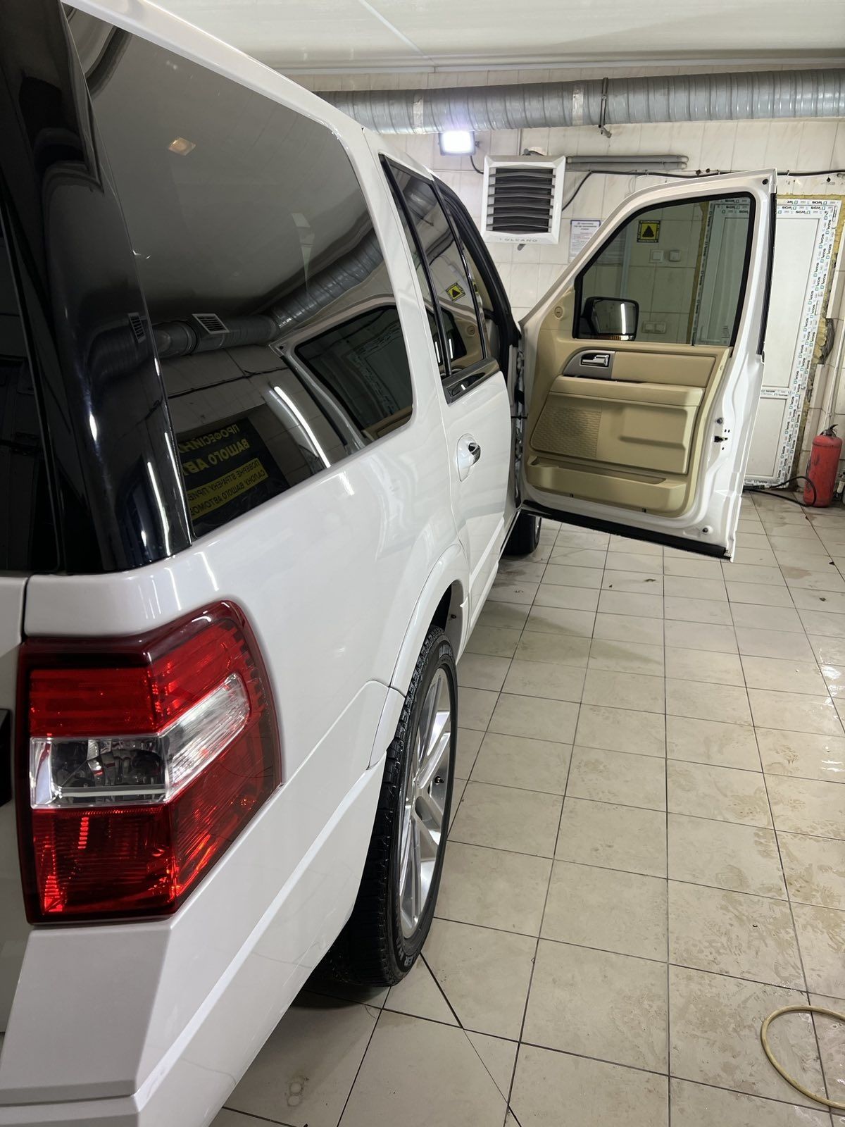 Продам Ford Expedition 2015