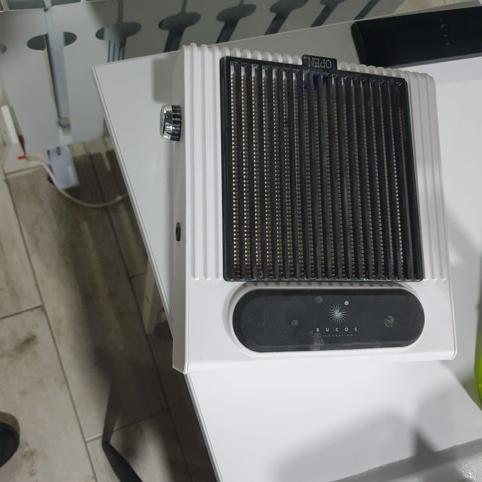 Продам не дорого витяжку  Bucos 100 w