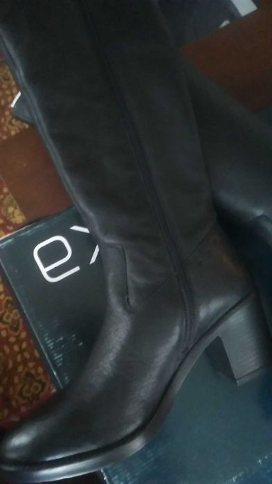 Продам сапоги демисезонные р.39 фирмы Браска