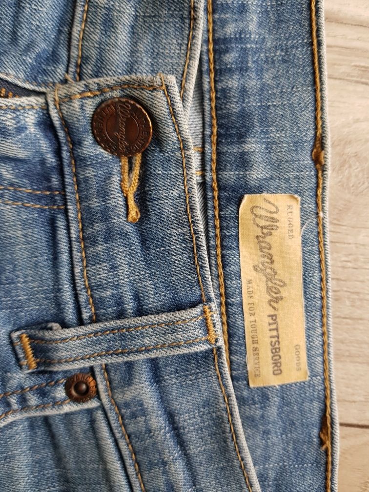 Sprzedam dżinsy Wrangler rozmiar W 31 L 32