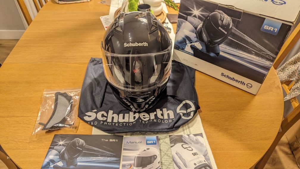 Kask Schuberth SR1 58/59 L nowy czarny