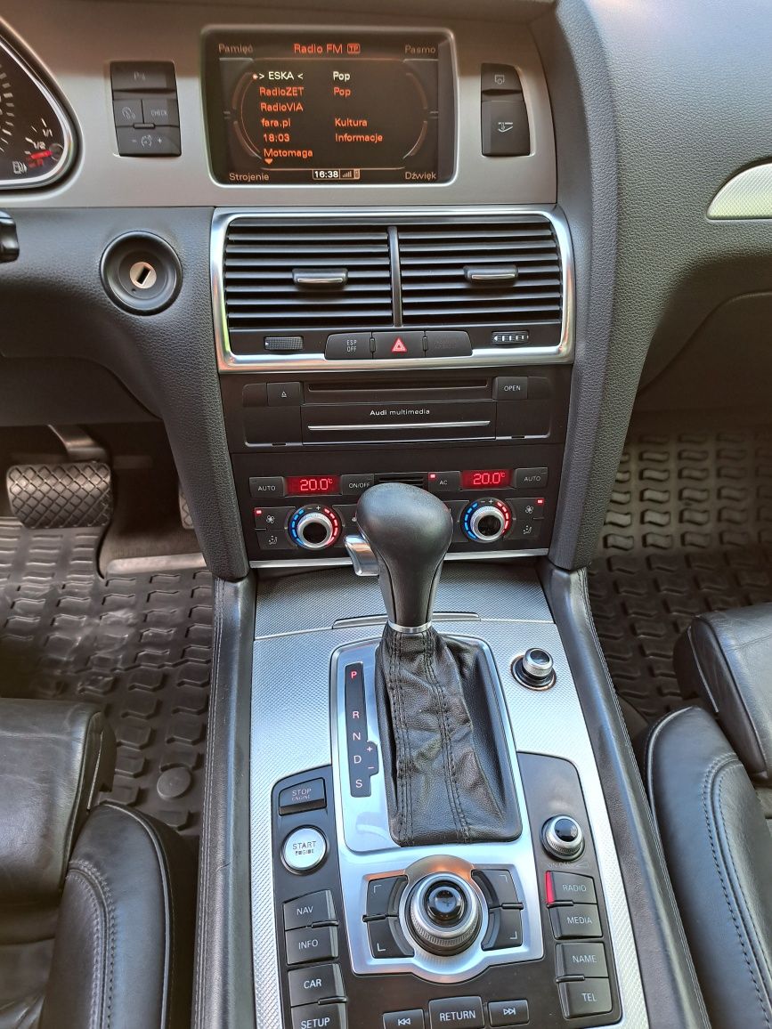 Audi Q7 4.2 TDI pakiet V12