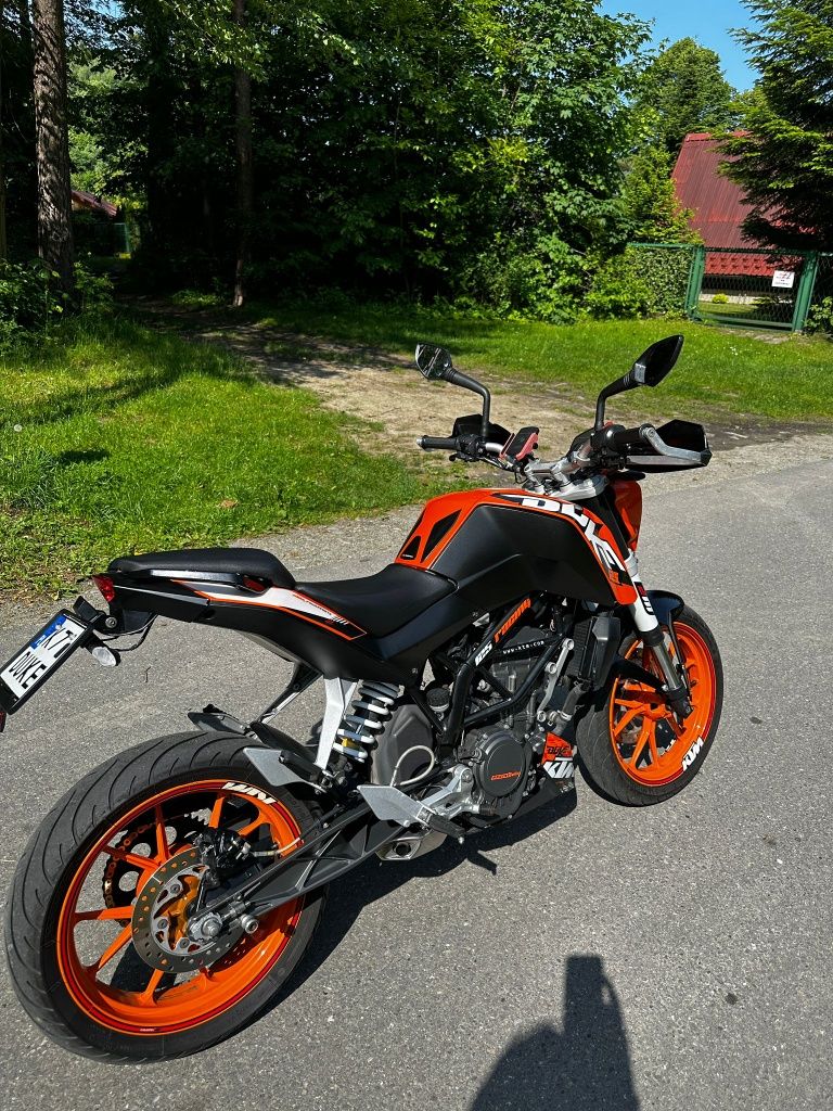 KTM Duke 2012 katB
